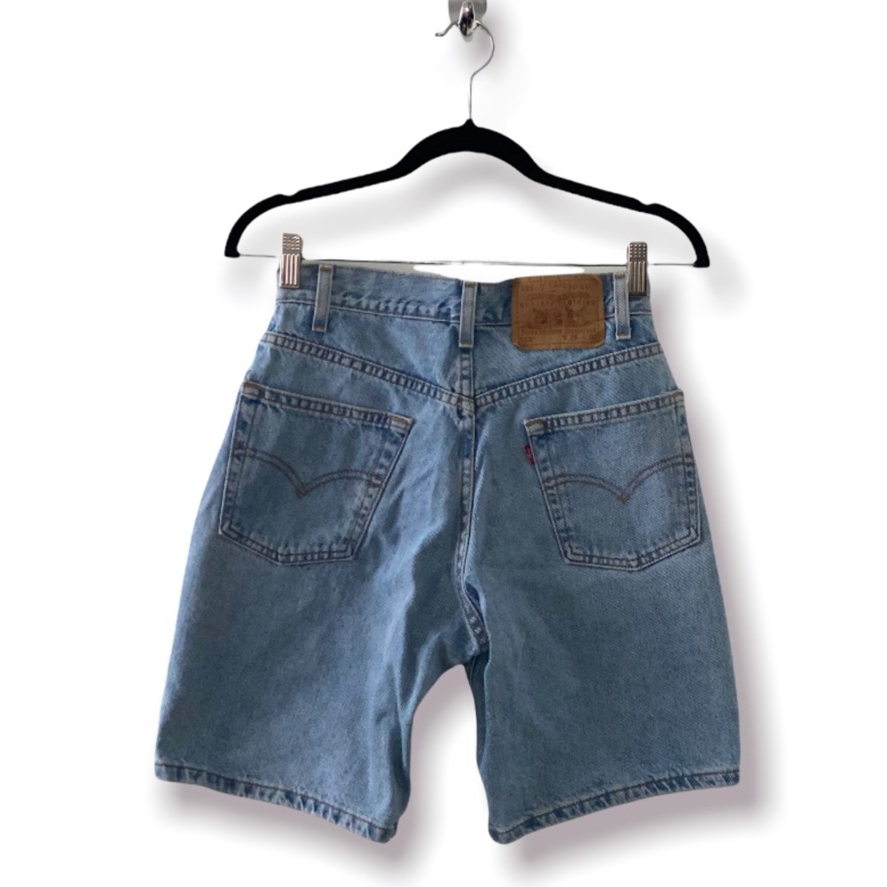 Levi’s 550 Vintage 90s high waist Jean shorts size 6